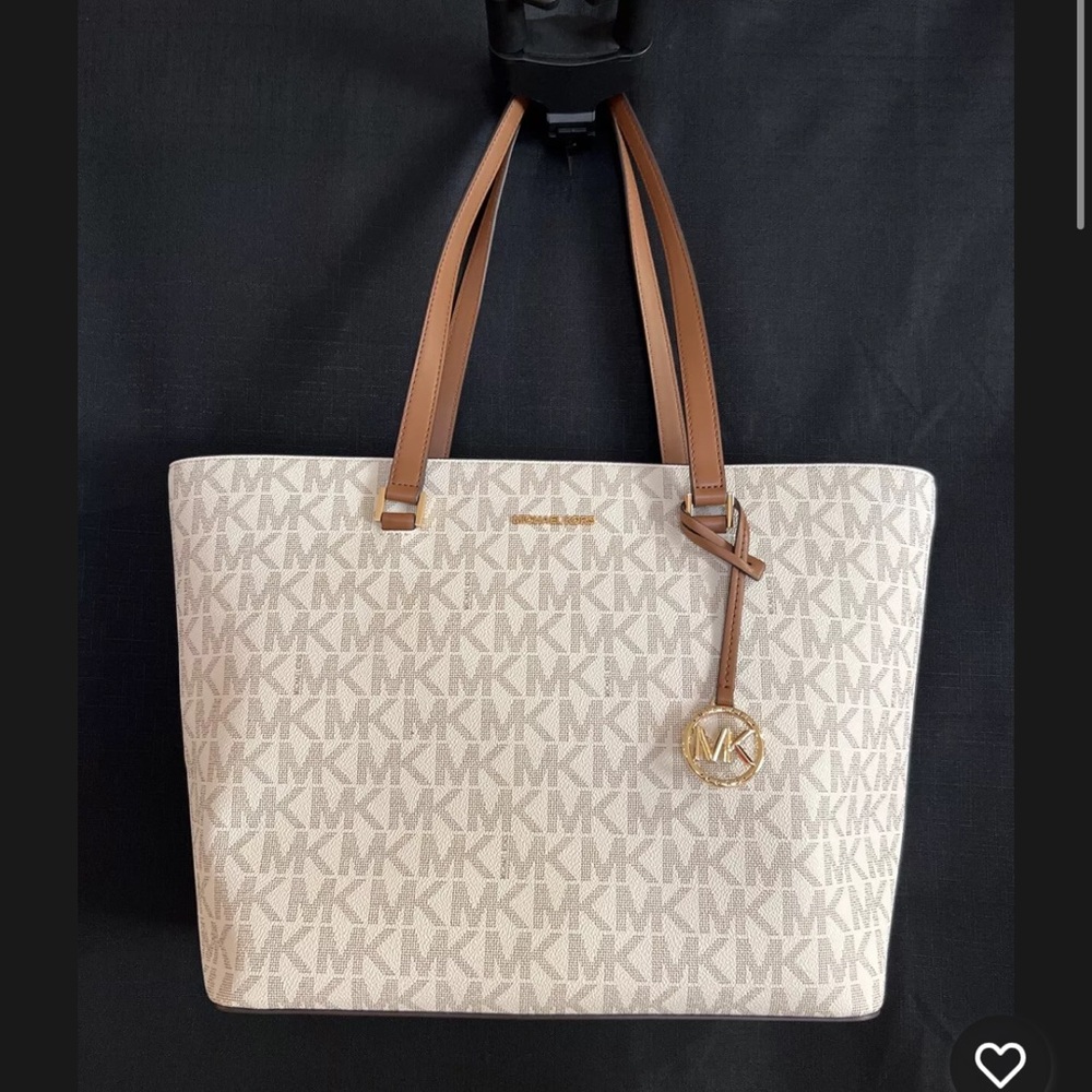 Michael Kors Savannah Large Saffiano Leather Tote - New W Tags